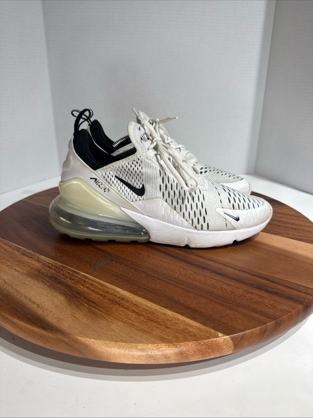 Nike Air Max 270 Shoes Women’s Size 8 Triple White Athletic Running Sneakers